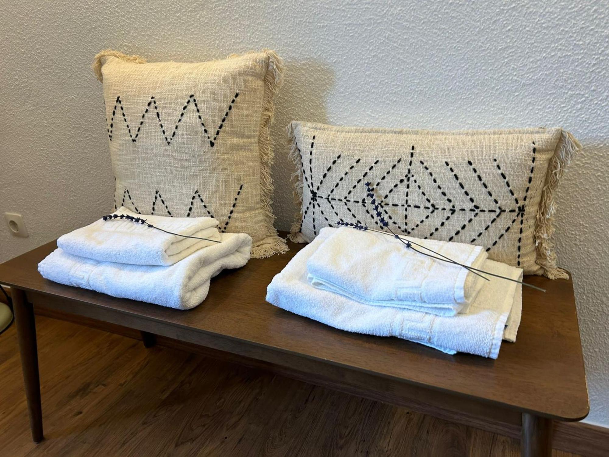 Hospederia Virgen De La Hoz Hotel Corduente Екстериор снимка