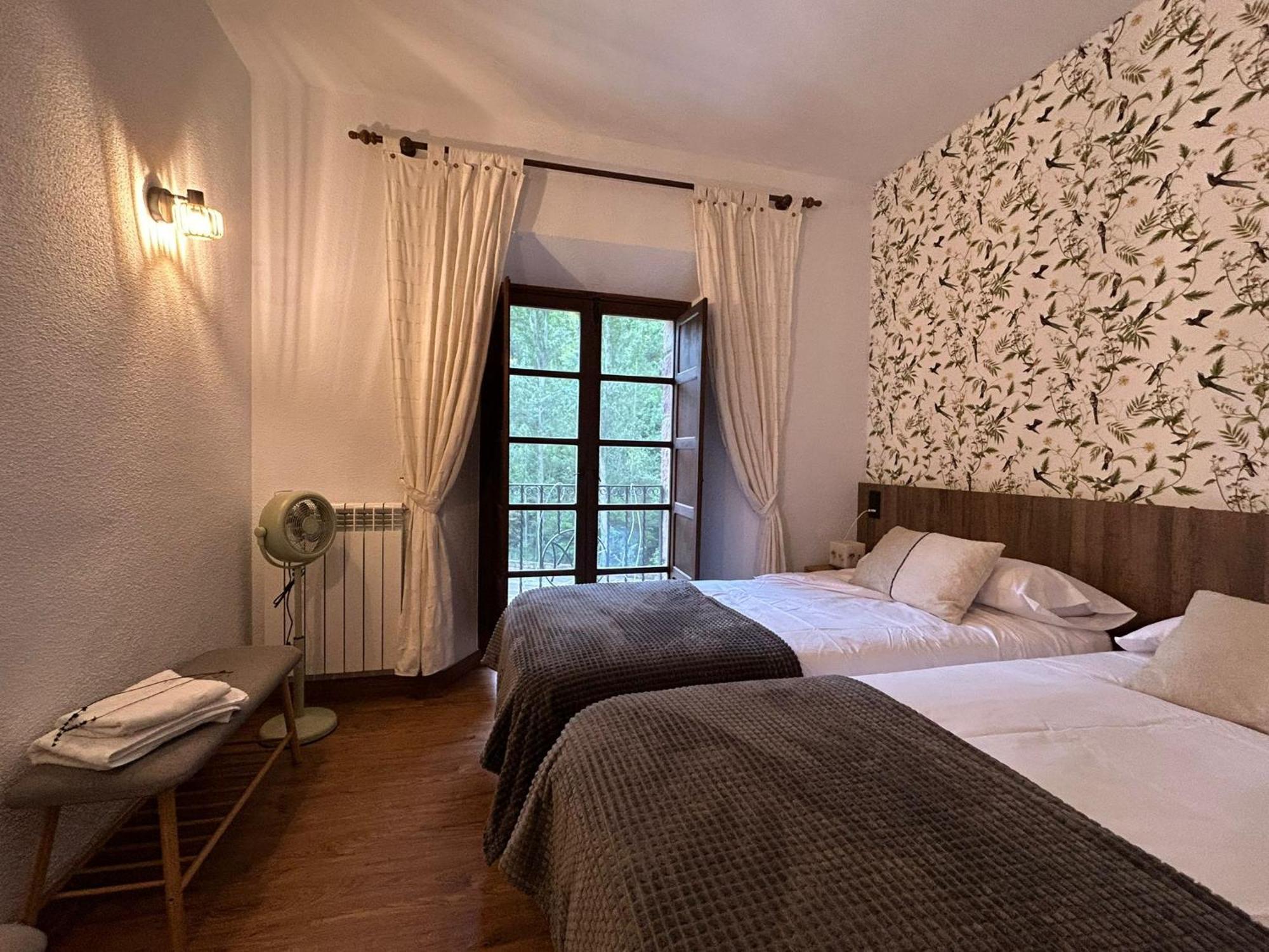 Hospederia Virgen De La Hoz Hotel Corduente Екстериор снимка